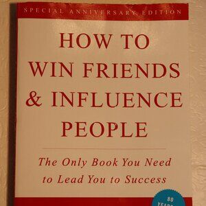 How to Win Friends & Influence People - Special Anniversary Edition - Paperback